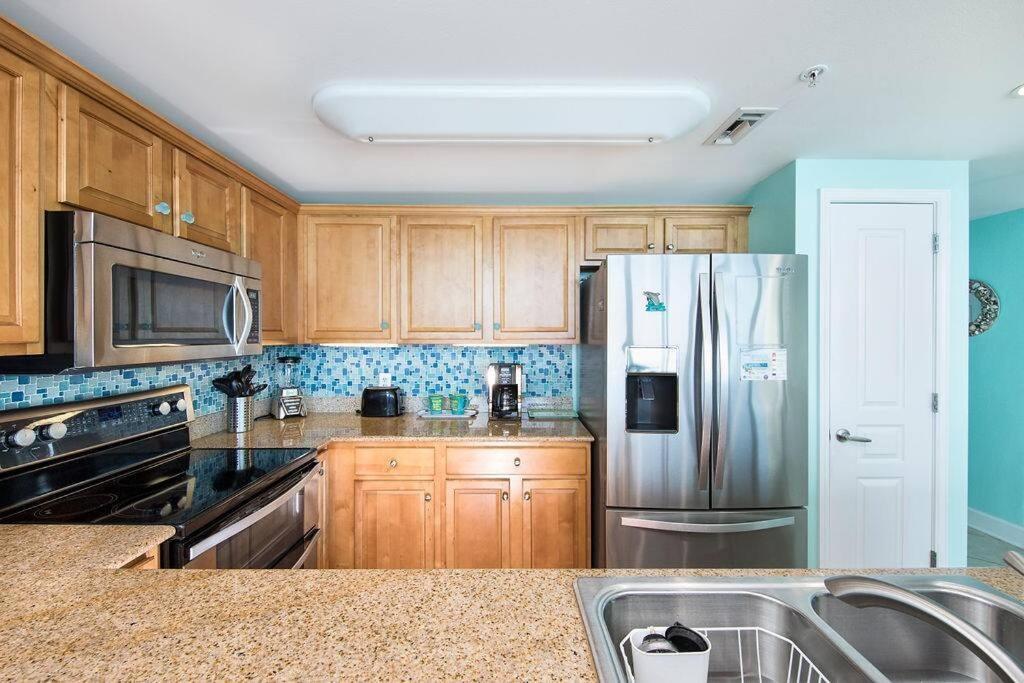 Apartment West In *